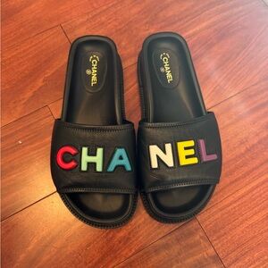 CHANEL Black Slides with Multicolor Logo